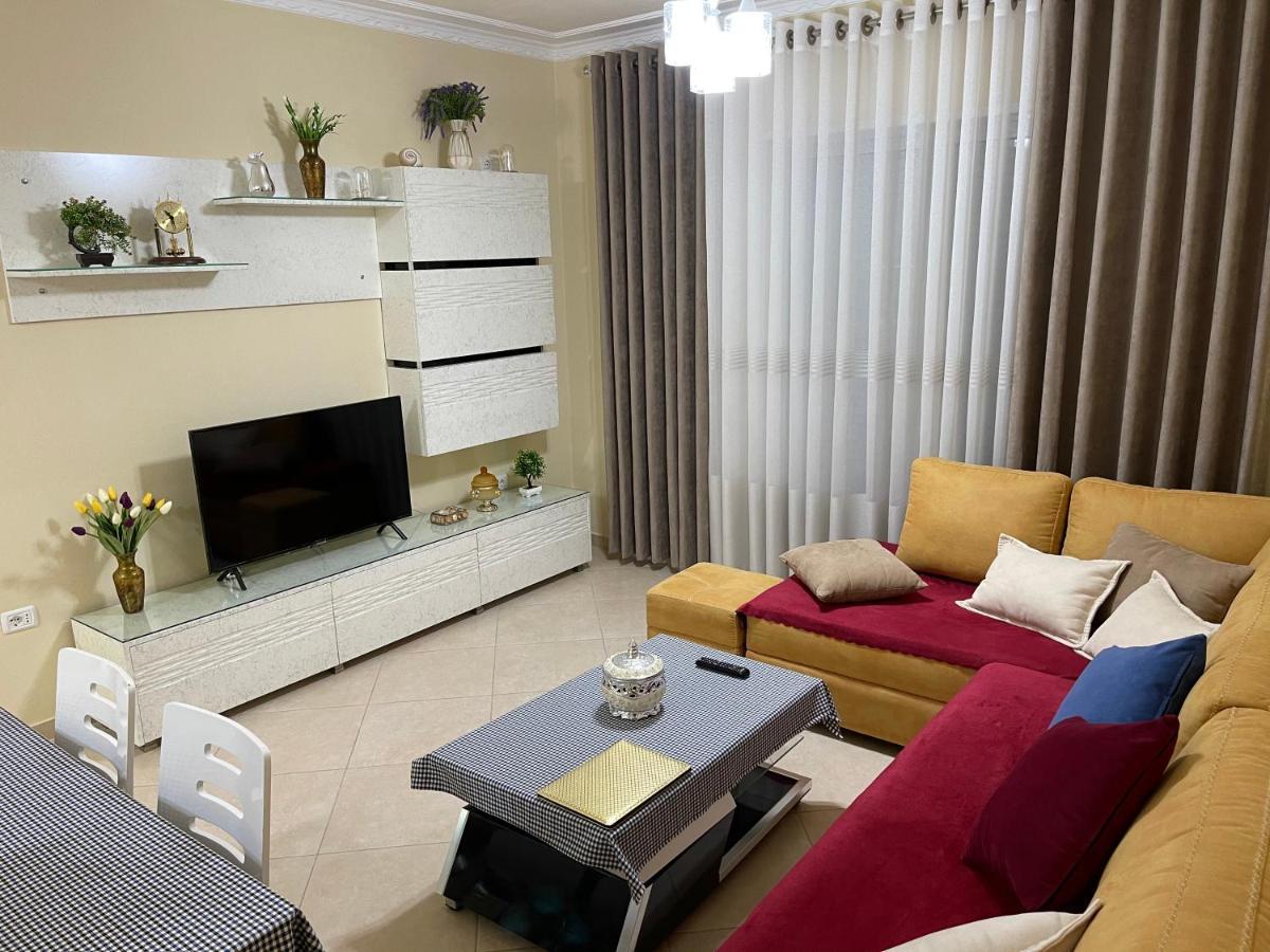 Villa Isabella Vlorë 外观 照片