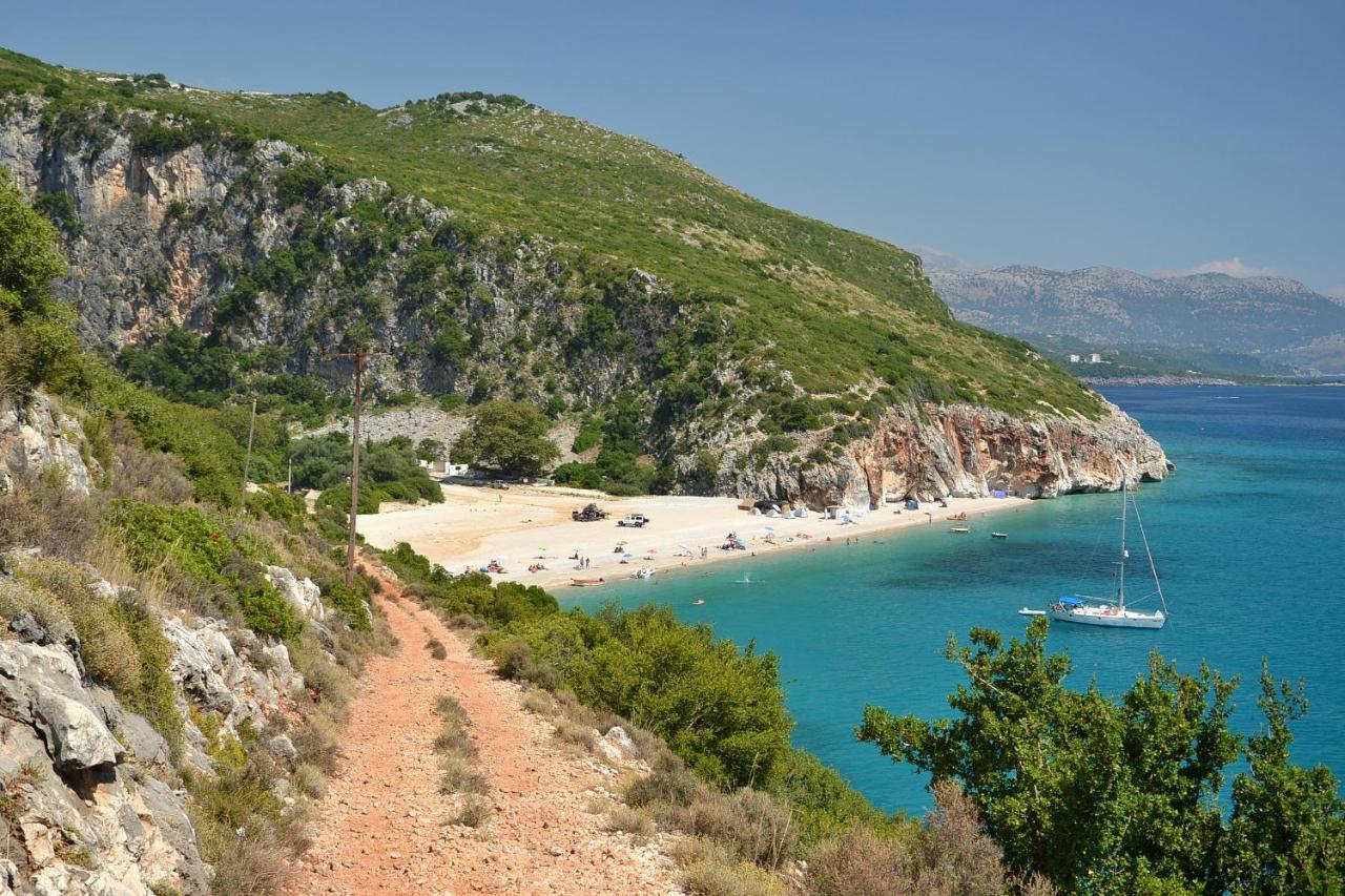Villa Isabella Vlorë 外观 照片